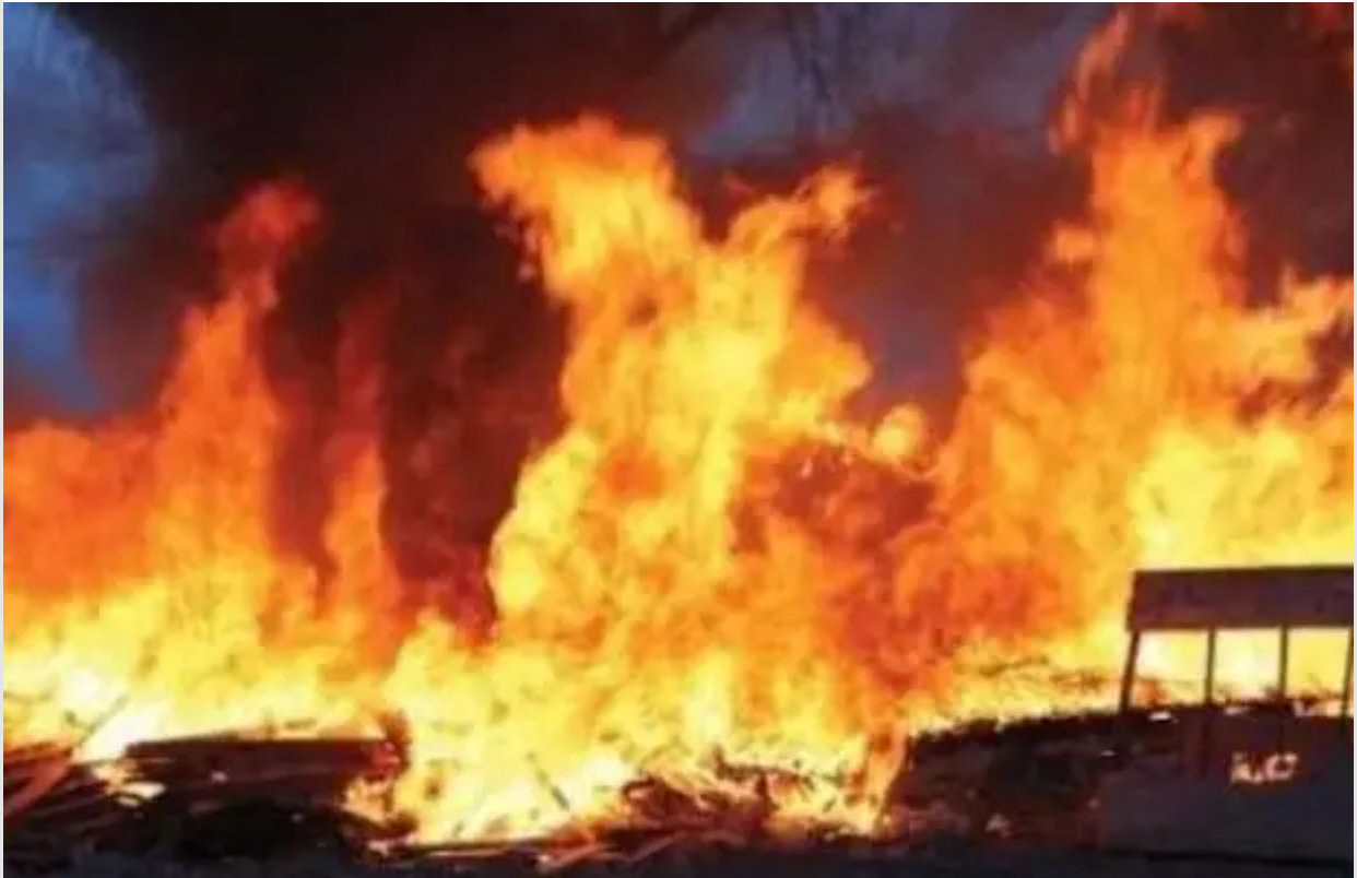 Fire Guts 6 Containers at Atomic Down Business Hub