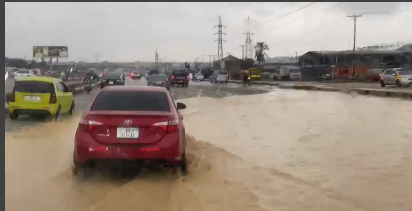 Flooding Disrupts Traffic on Nsawam–Pokuase Highway