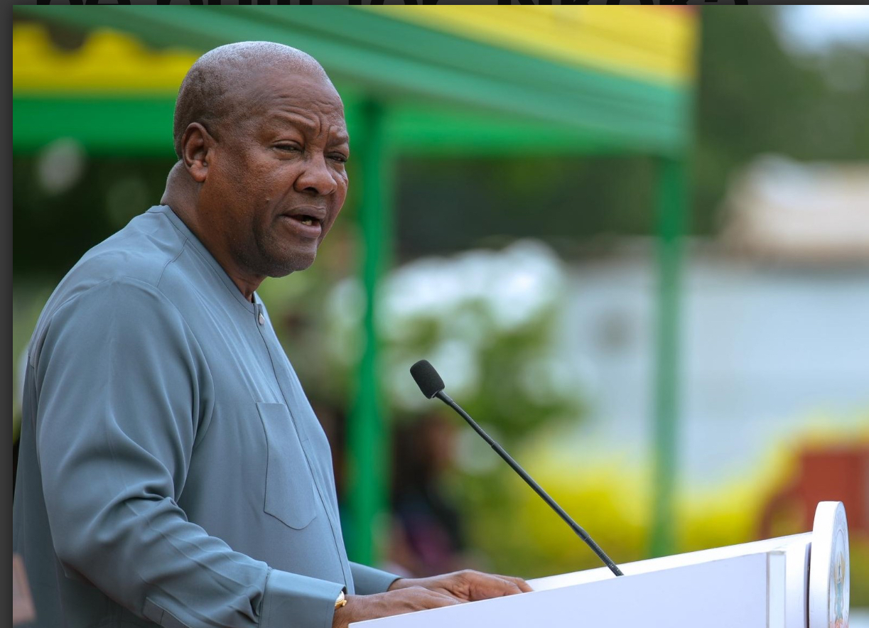 Mahama Unveils ‘Nkokɔ Nkitinkiti’ Poultry Project with Processing Plants Nationwide